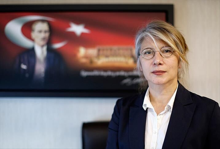 Emine Ülker Tarhan Yeniden CHP'de!