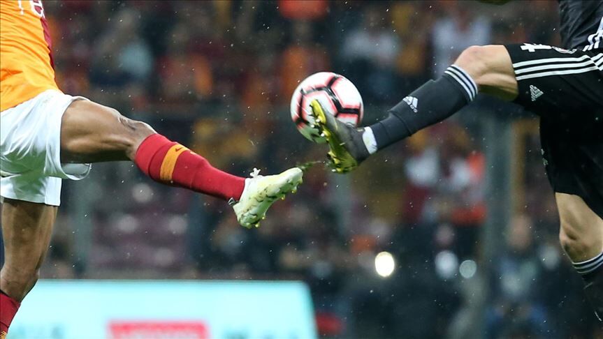 Beşiktaş mı, Galatasaray mı? İşte Muhtemel 11'ler!