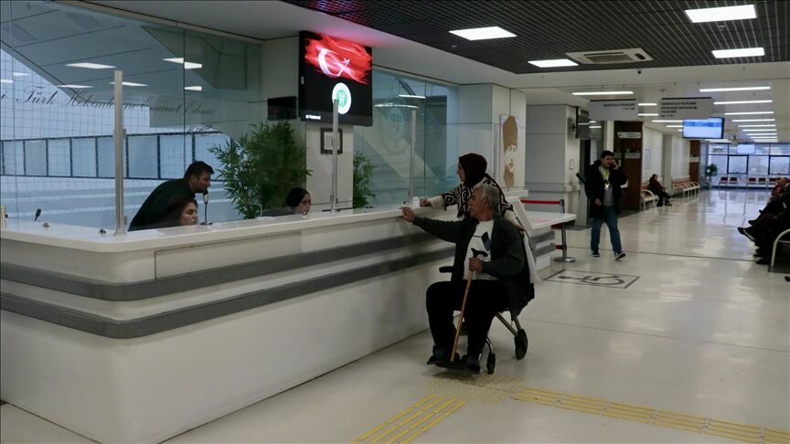 Eskişehir Yunus Emre Devlet Hastanesi'nde 5 poliklinik akşam da hasta kabul ediyor