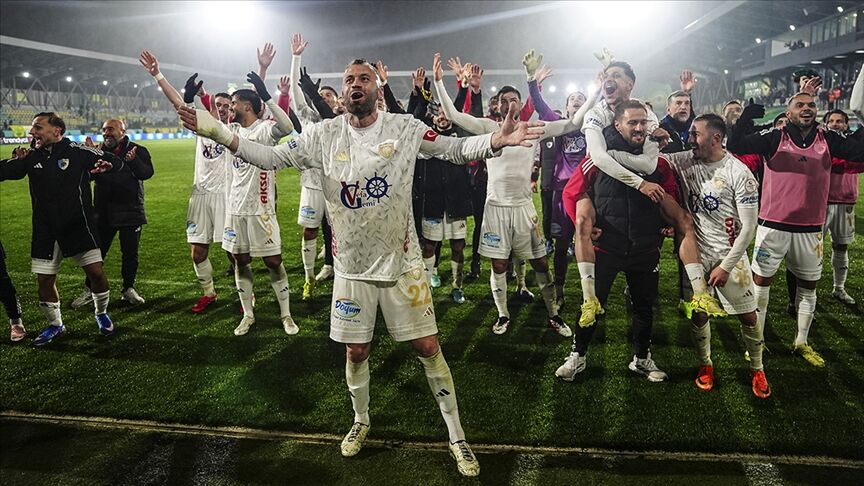 Thumbs B C D181E66B90Fec6B169F5Ab79830C127D