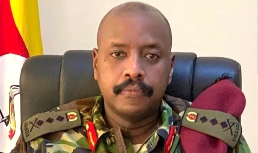 Uganda Ordusu Özel Harekat Komutanı Muhoozi Kainerugaba