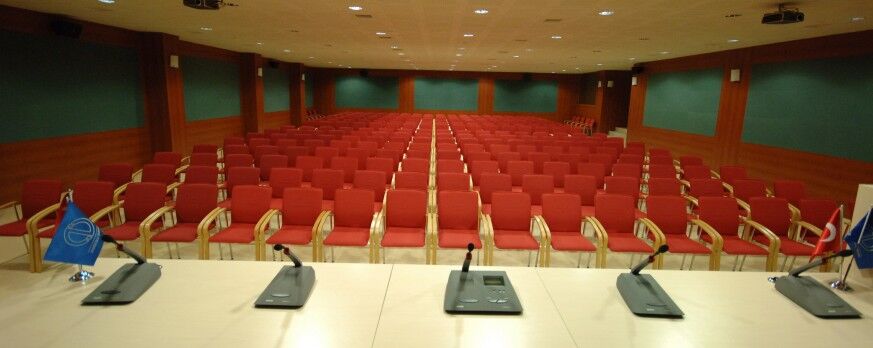 Anadolu Üniversitesi Öğrenci Merkezi Yunus Emre Salonu