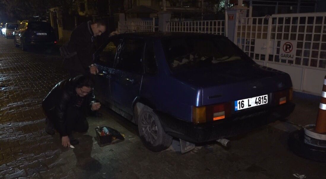 Anahtarı Kontakta Unuttu