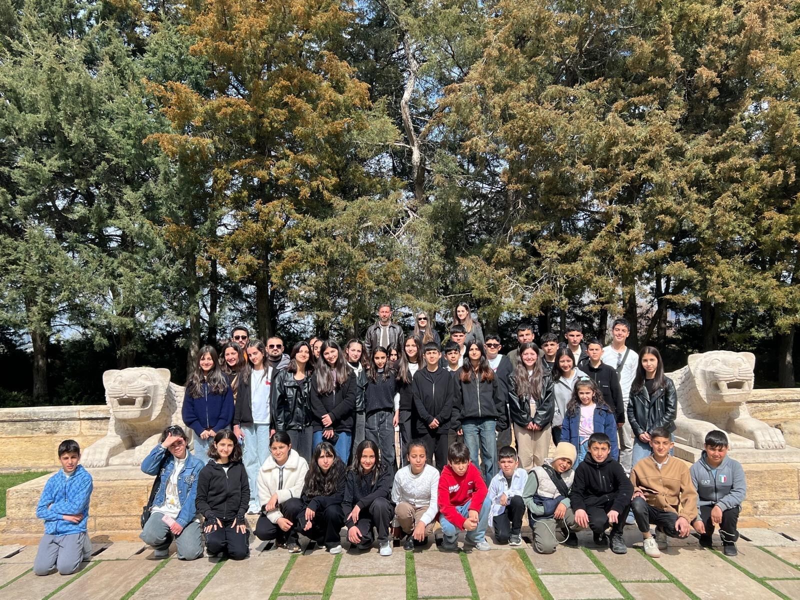 Mahmudiyeli Öğrenciler