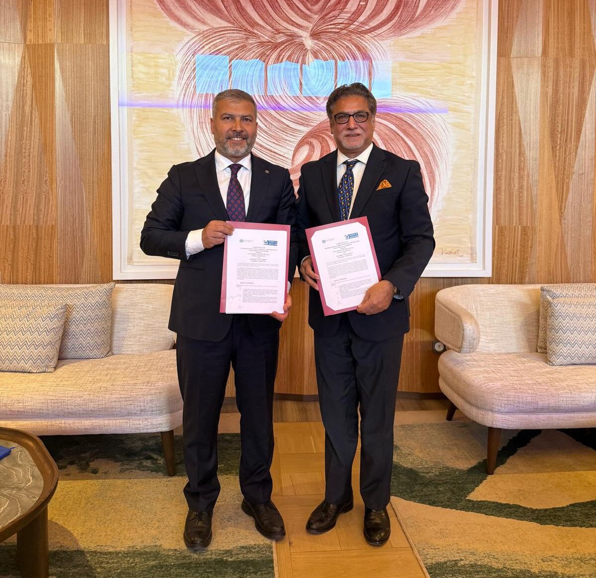 Anadolu Üniversitesi'nden Pakistan Çıkarması