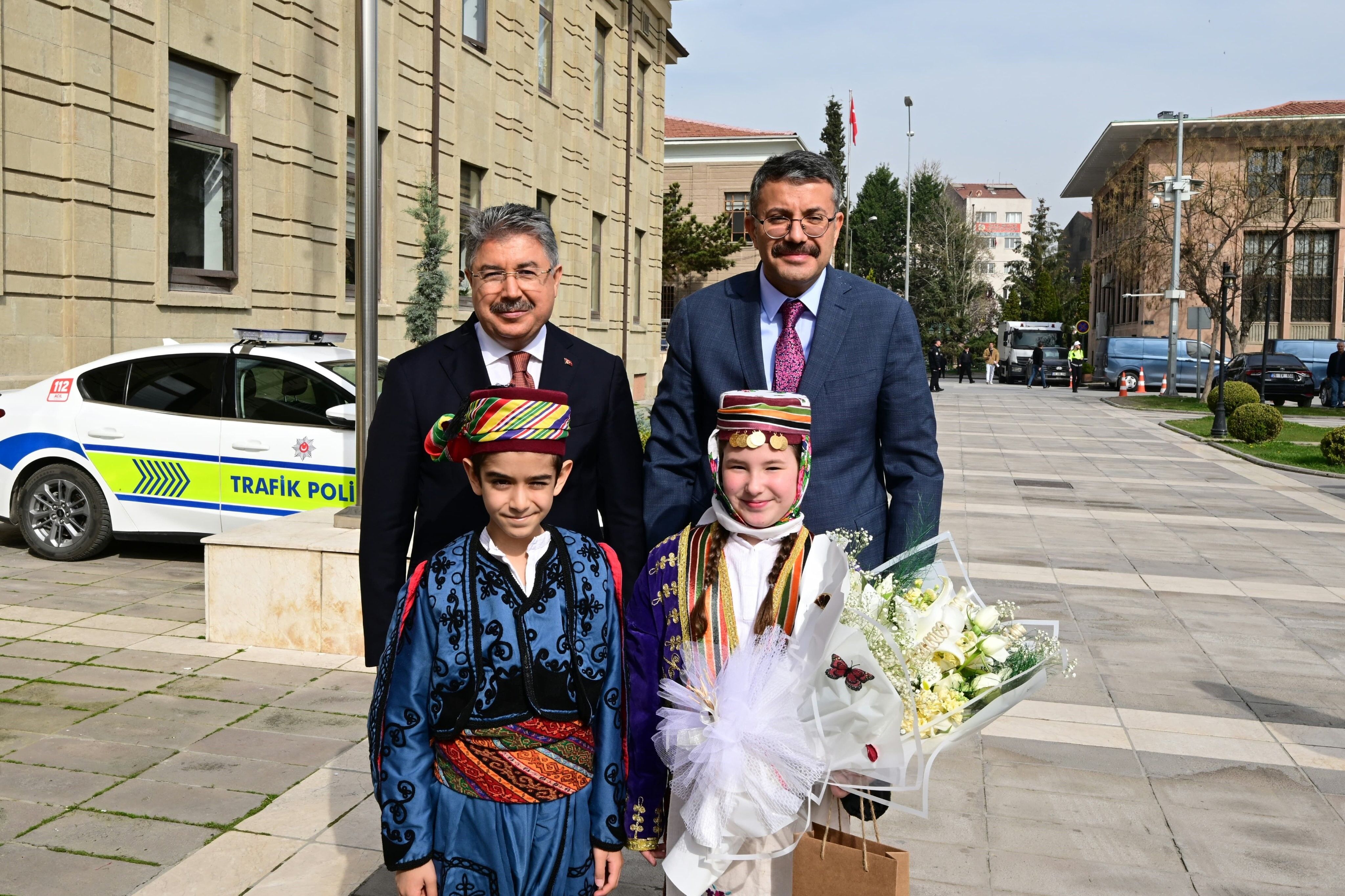 İçişleri Bakan Yardımcısı Çelik ve Vali Yılmaz