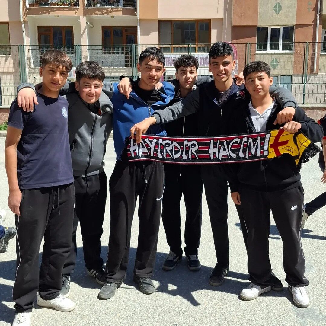 Eskişehirspor'un minik taraftarları