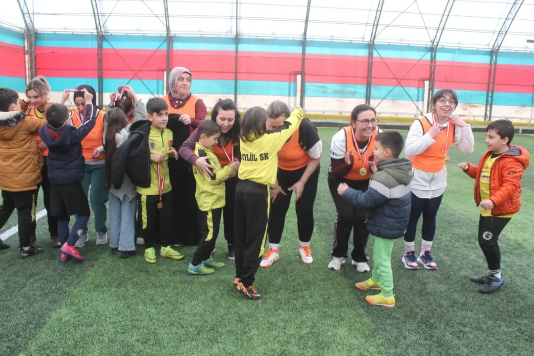 Aileler Sahaya Indi 2