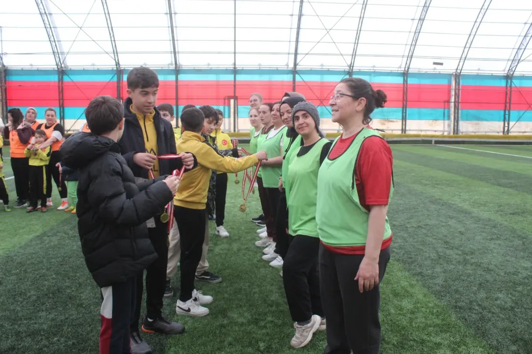 Aileler Sahaya Indi 3