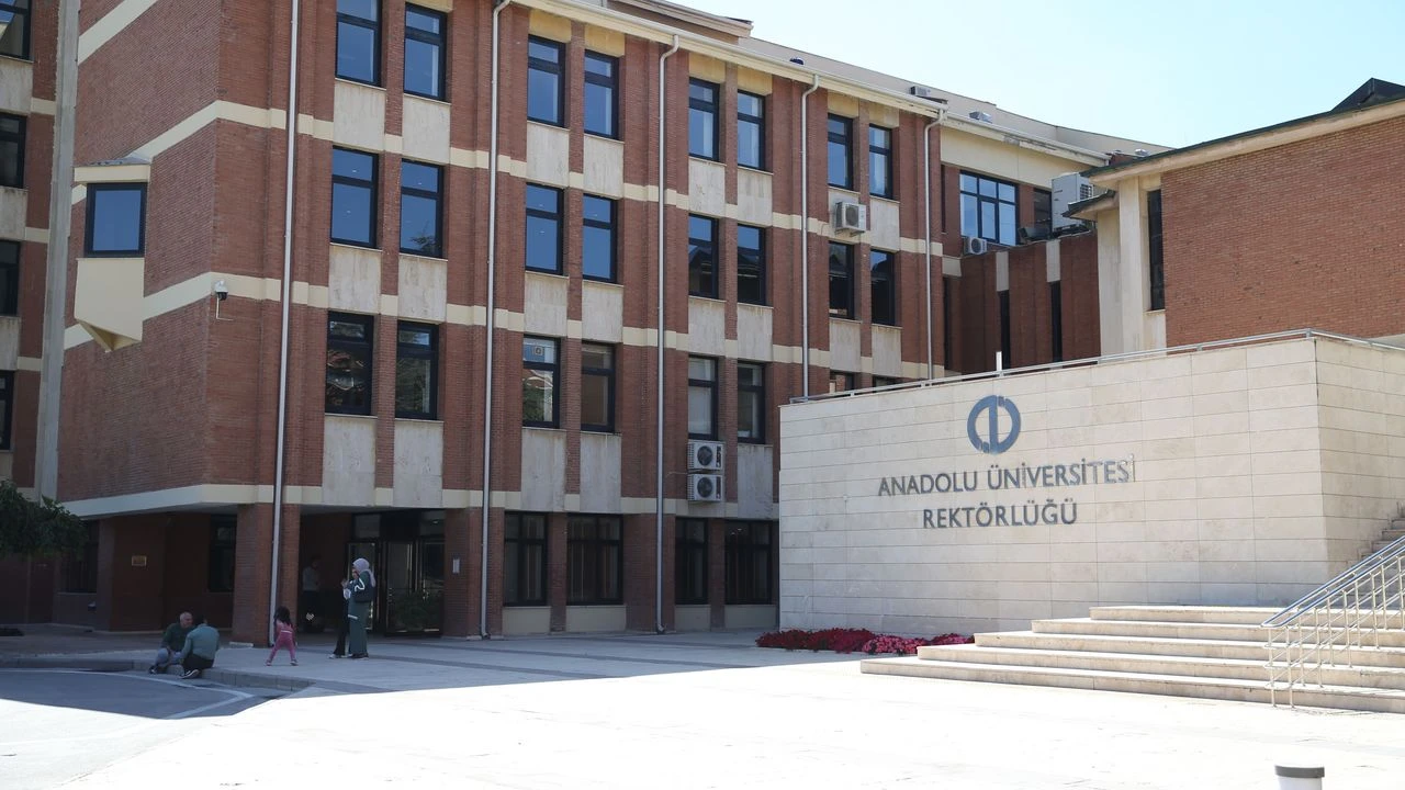 Anadolu Universitesi 