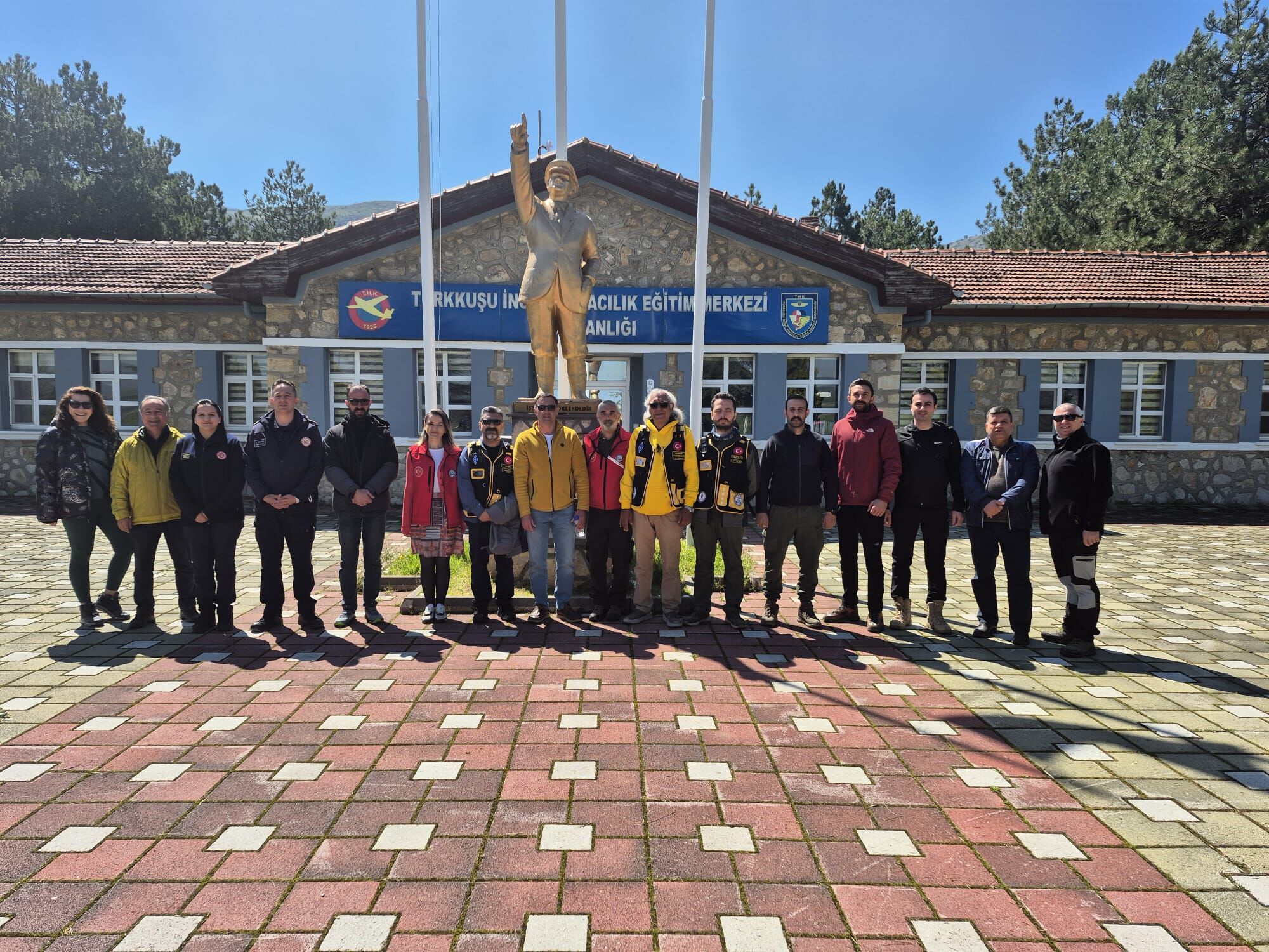 Büyükşehi̇rden Gönüllülere Kapsamli Eği̇ti̇m (1)