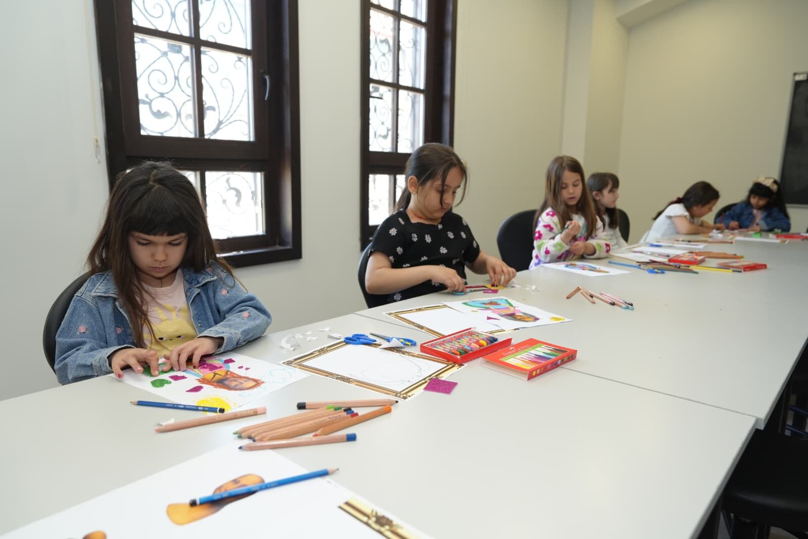 Çocuk Sanat Akademi̇si̇ Kapilarini Açti (7)