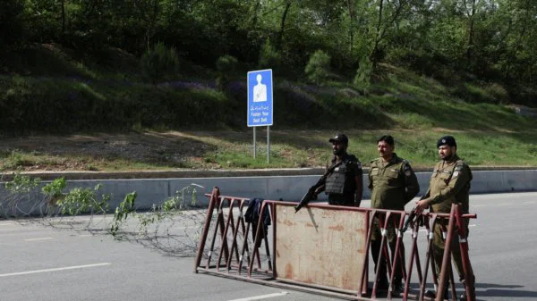 Ea7Bf70B A7Be 5622 Af1F 856865307C9D