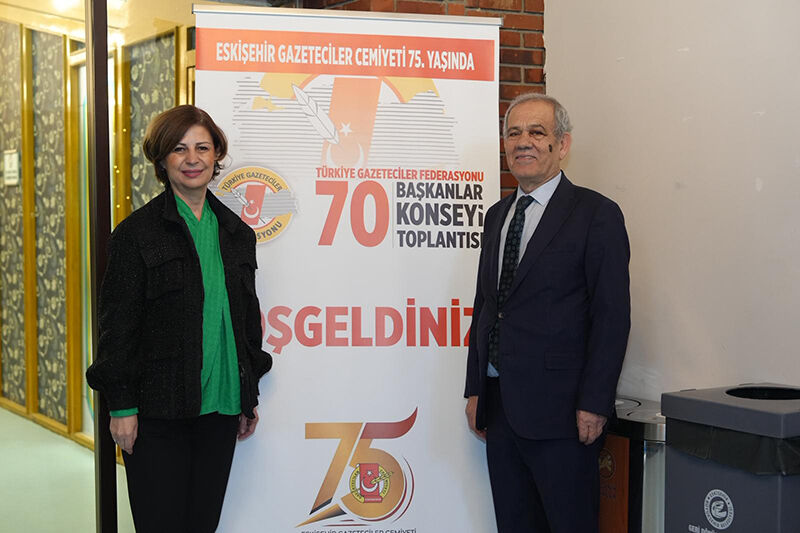 “Eski̇şehi̇r’de Umut Ve Bi̇rli̇k Büyüyecek” (12)