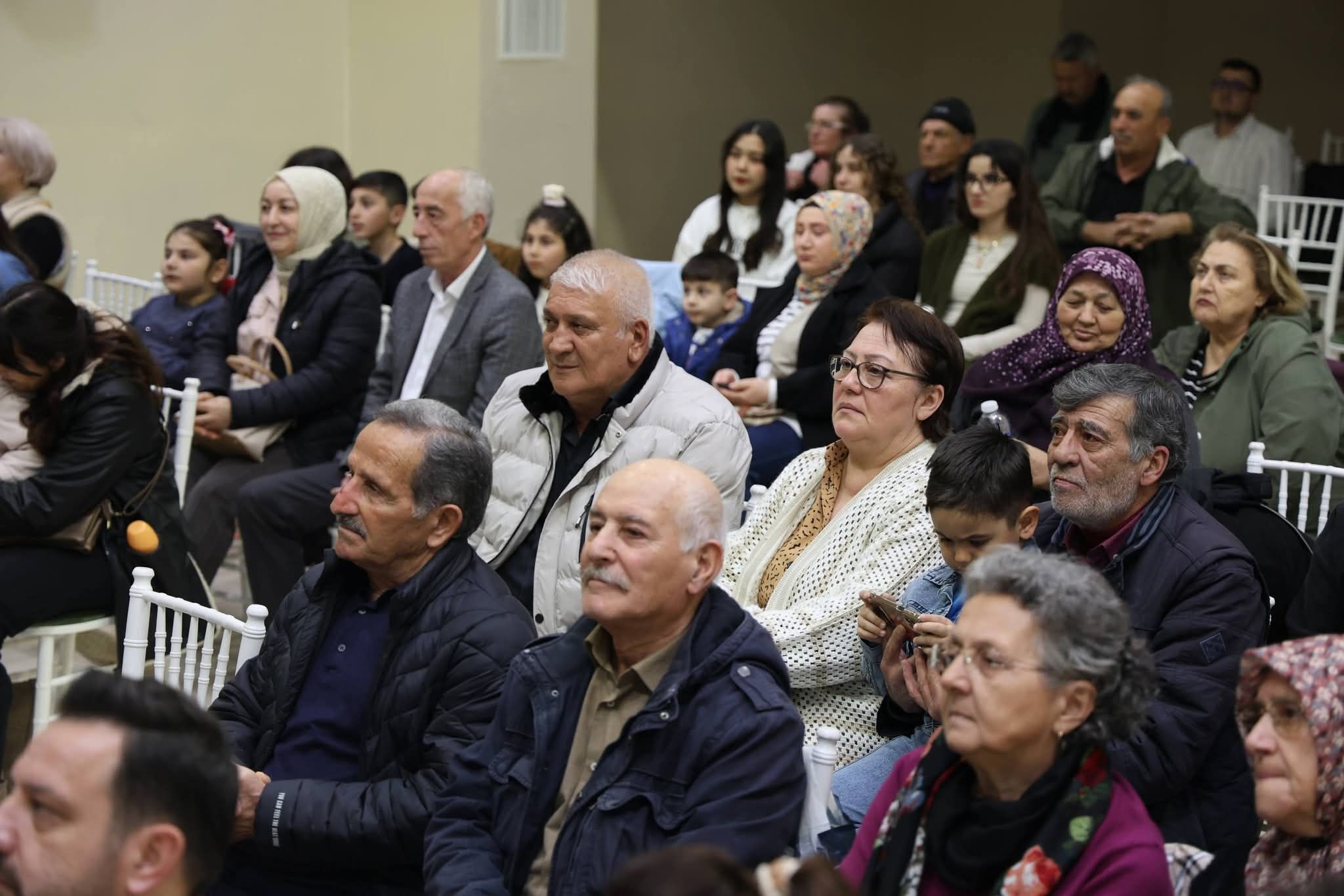 Gençli̇k Korosu Çi̇fteler’de Sahne Aldi (6)