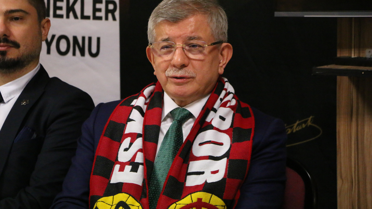 AHMET DAVUTOĞLU 