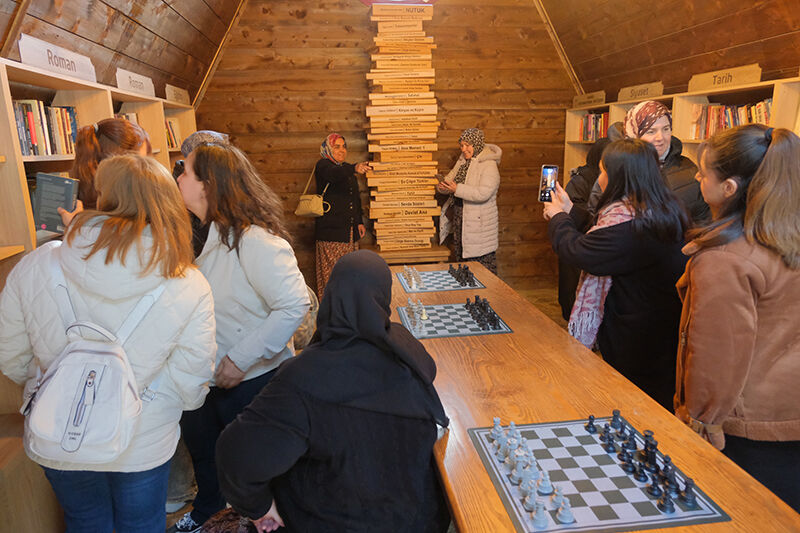 Mi̇halgazi̇li̇ Kadinlar Başkan Ünlüce İle Buluştu (5)