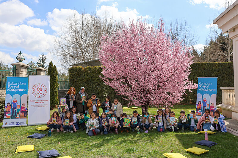 Mi̇ni̇klerden Ki̇taplarla Dolu Hafta (1)