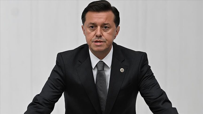 Nebi̇ Hati̇poğlu