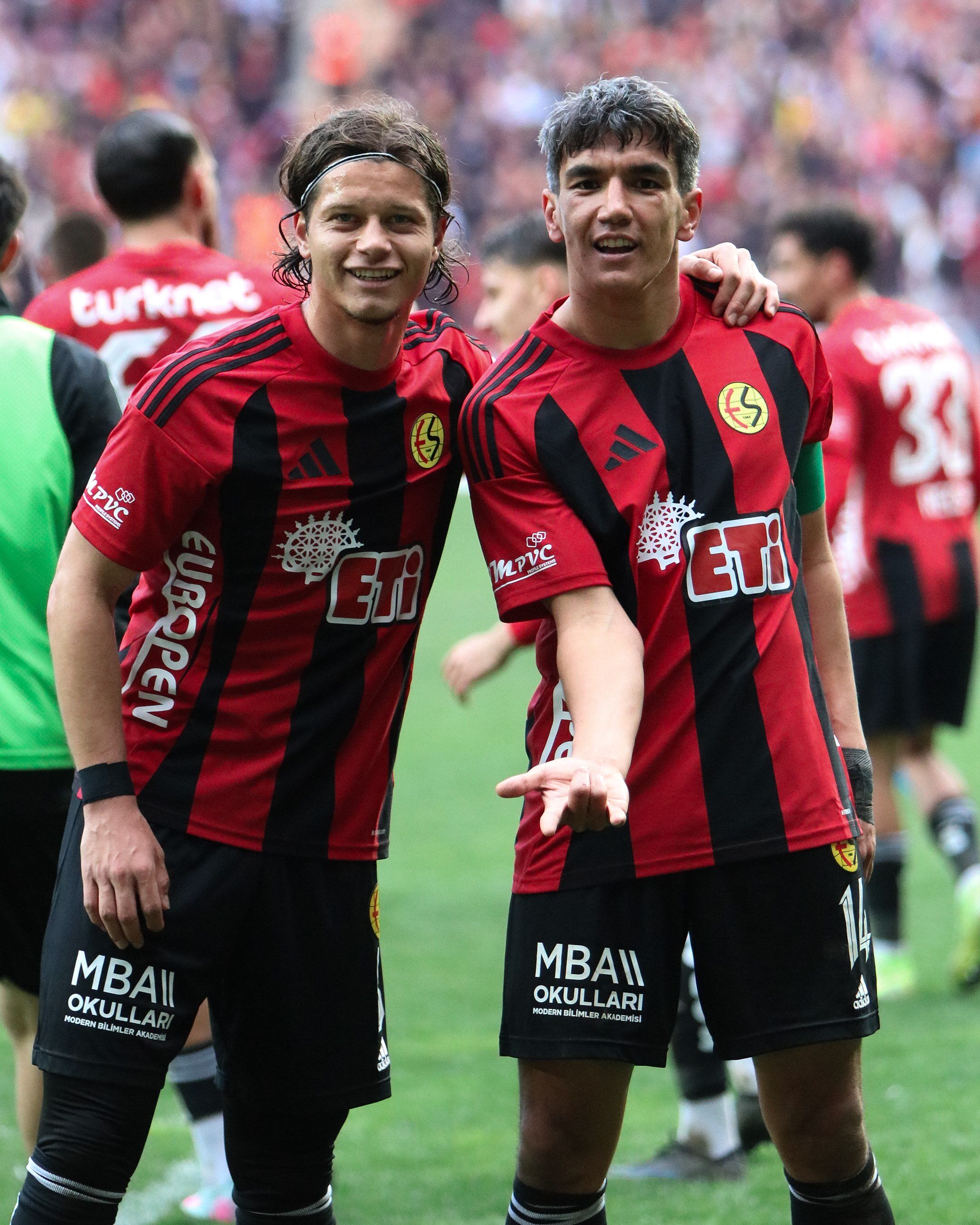 “Sahada Konuşacağız!”