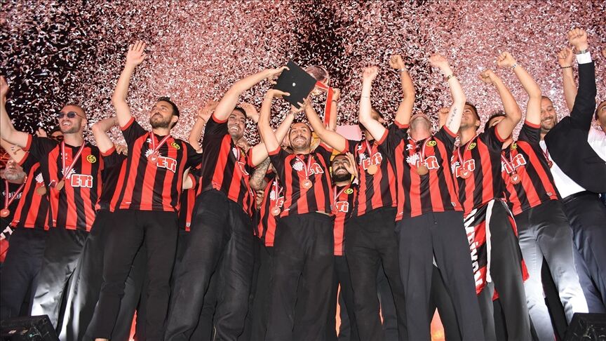 Şampiyon Eskişehirspor