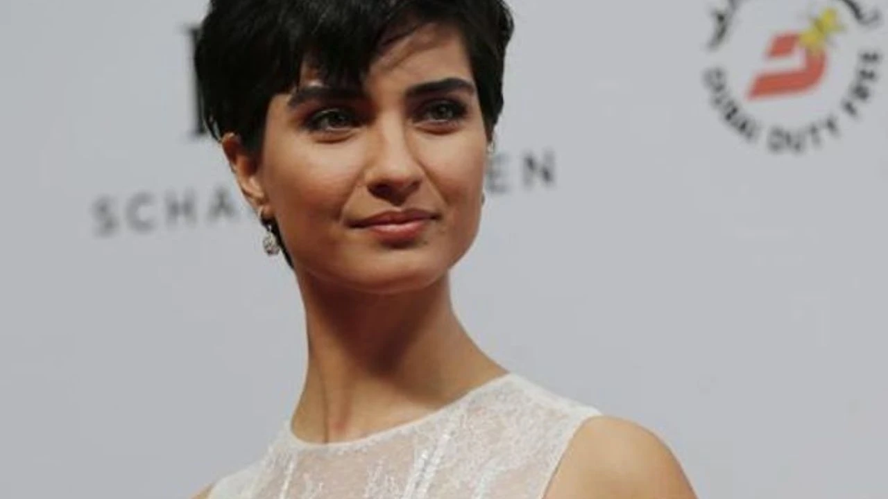 Tuba Buyukustun