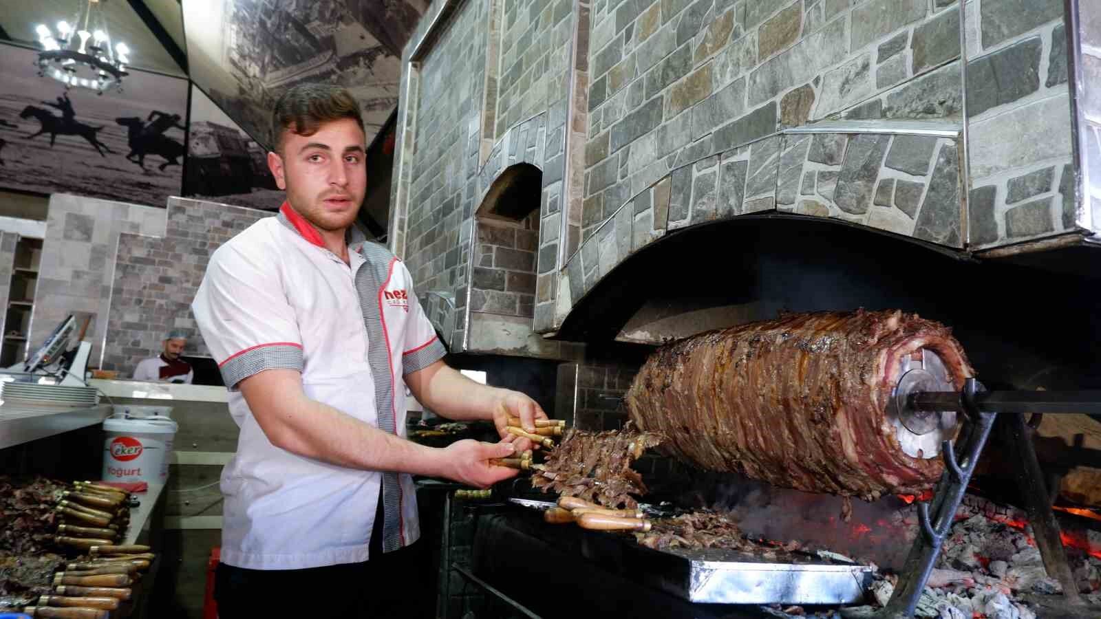 Cağ Kebap