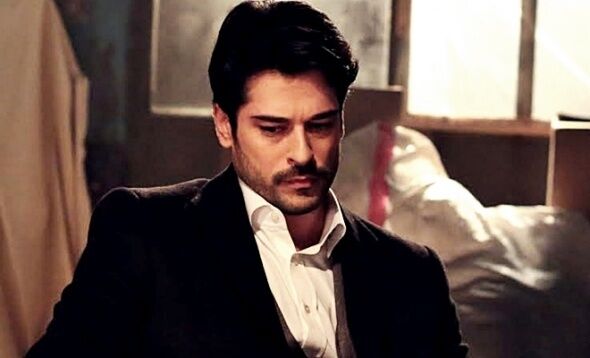 Burak Özçivit