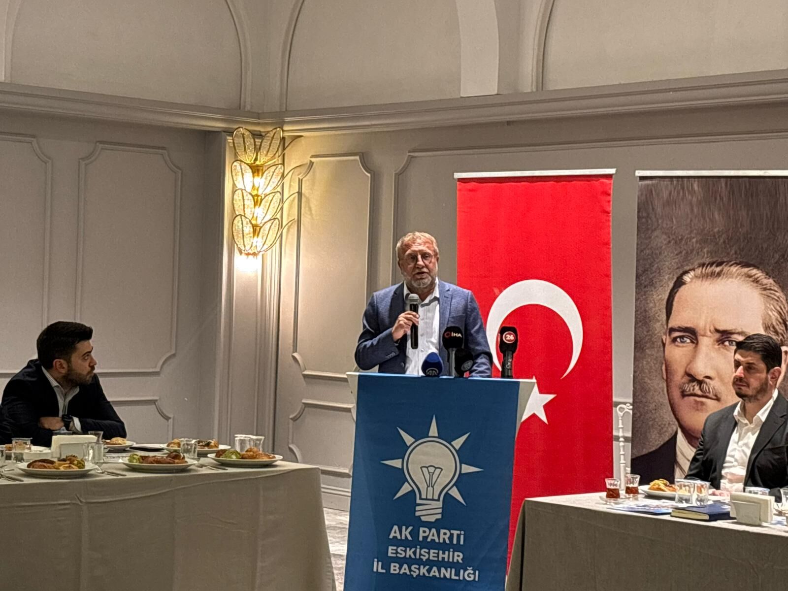 Uğur Aydemir 