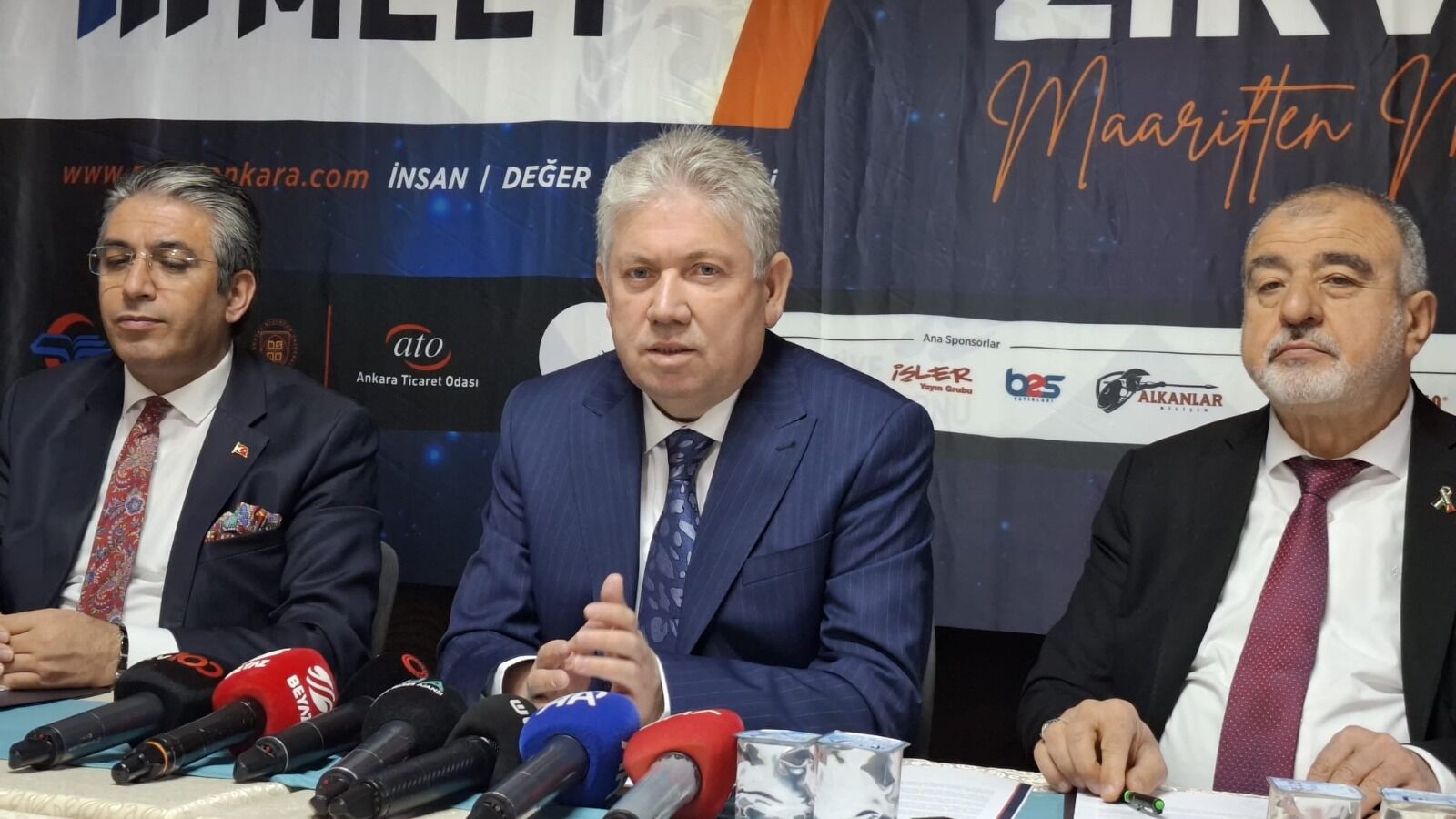 Maariften Medeniyete Zirvesi