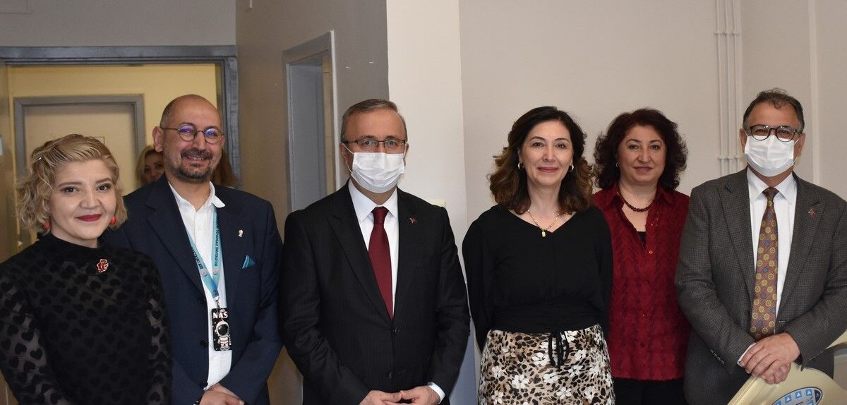 ESOGÜ Hastanesi'nde Anneler Günü Ziyareti