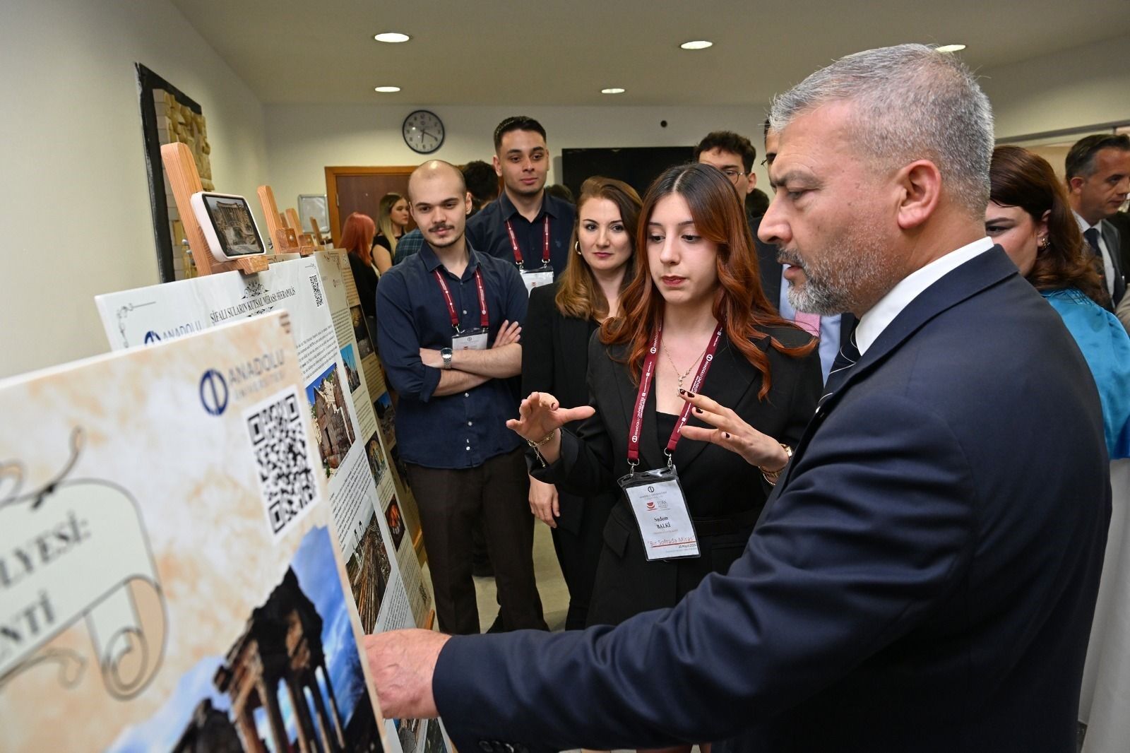 Rektör Yusuf Adıgüzel