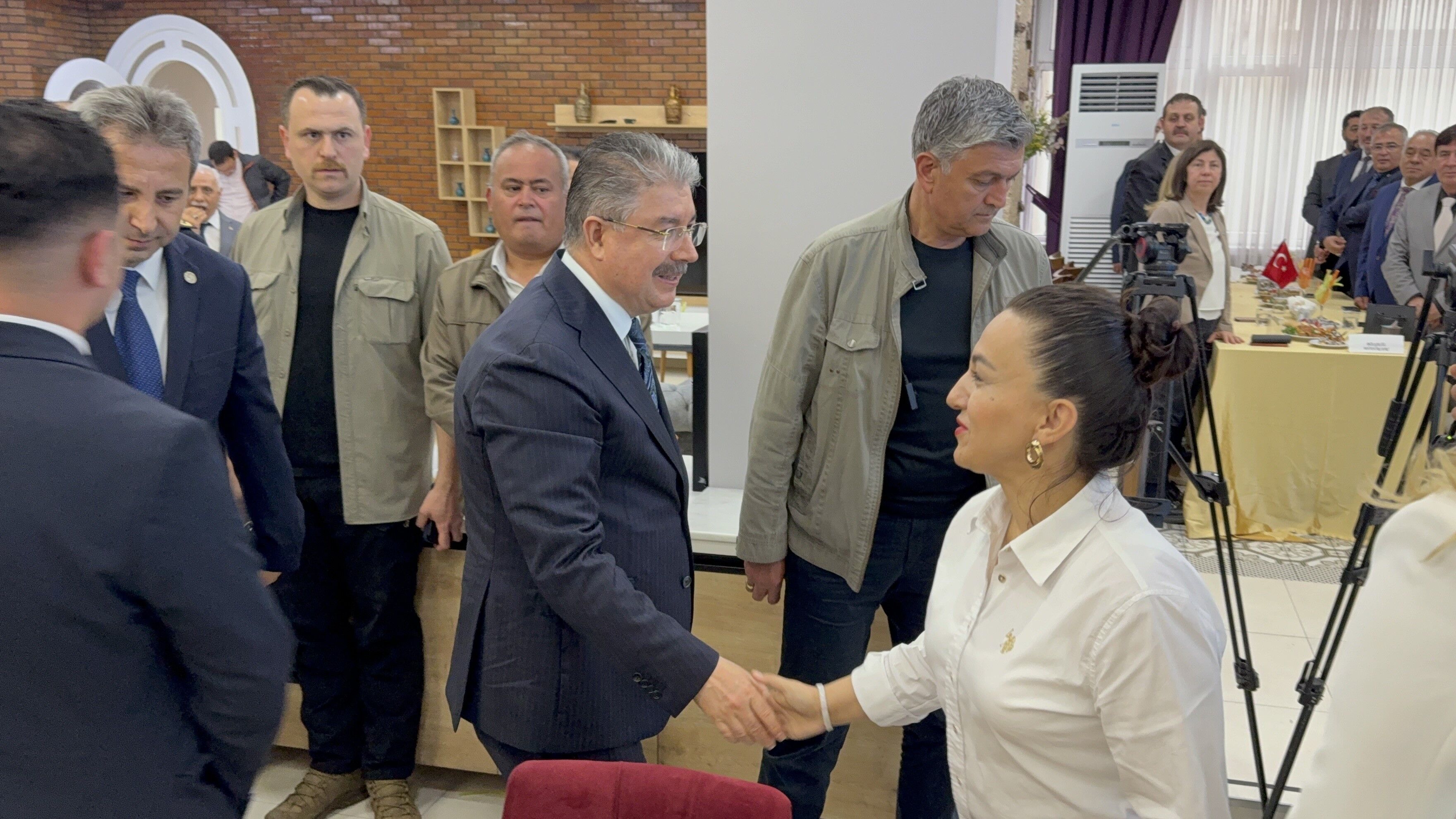 Vali Yılmaz
