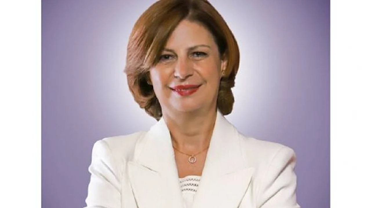 Baskan Ayse Unluce