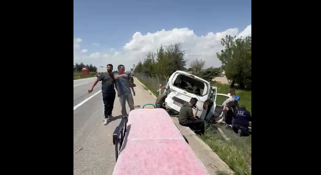 Eskişehir-Mahmudiye yolu kaza
