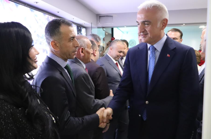 Bakan Ersoy