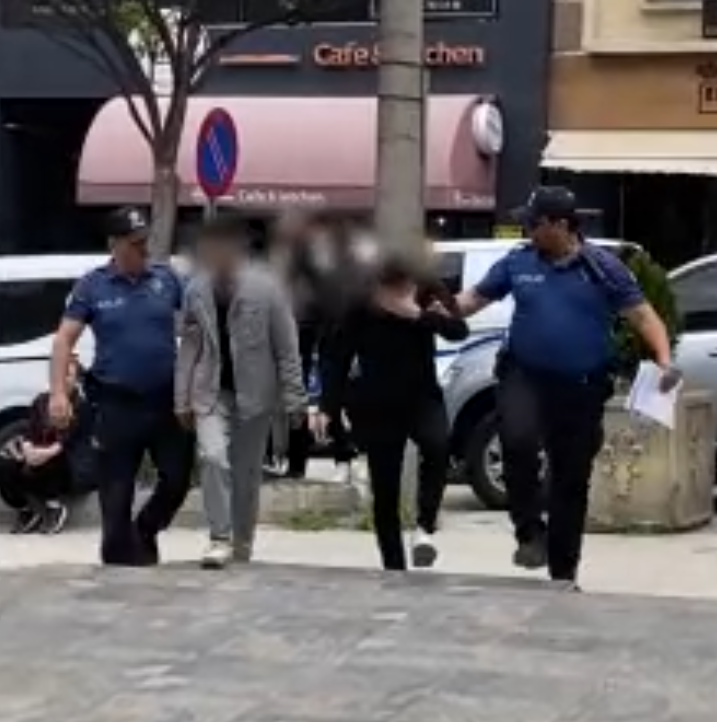 Dedesini bıçaklayan torun
