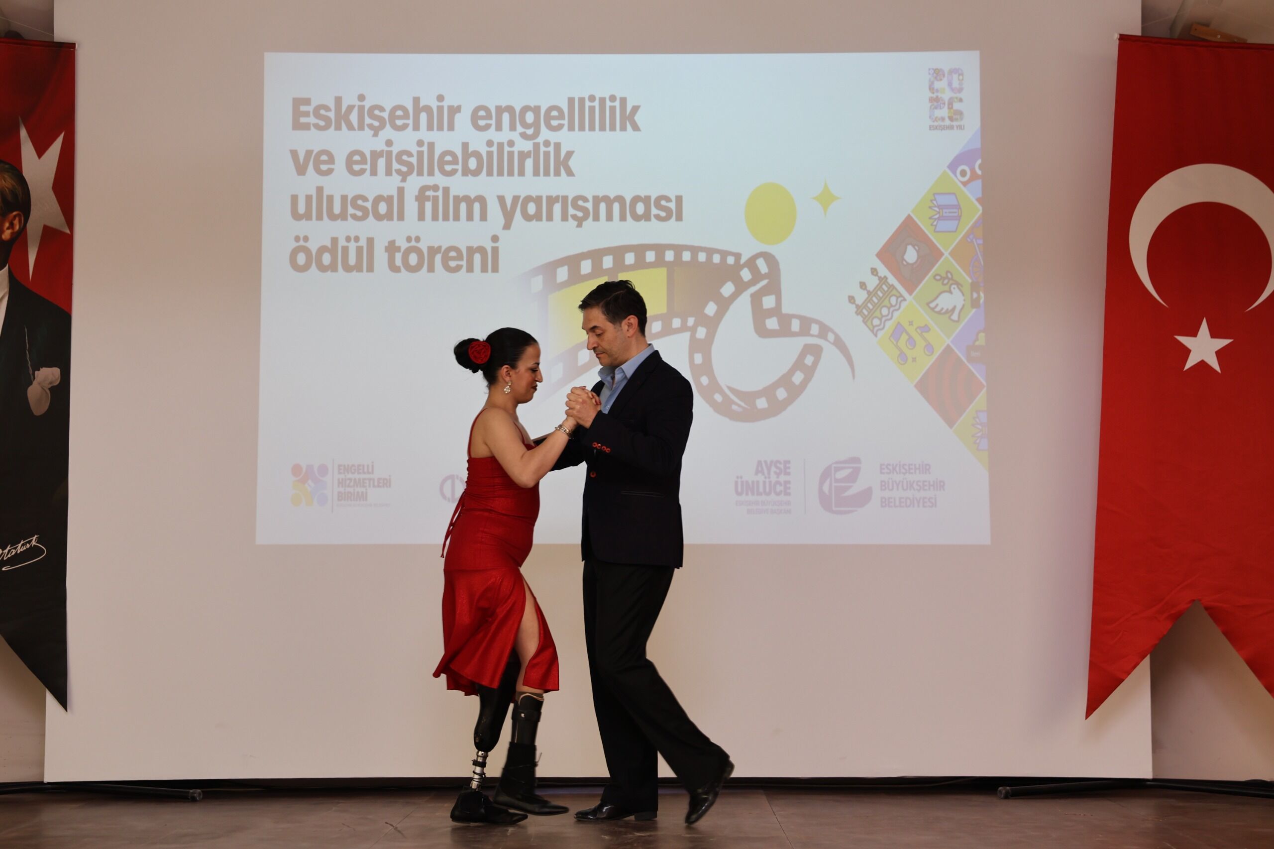Engelsi̇z Si̇nemanin En İyi̇leri̇ Ödüllendi̇ri̇ldi̇ (6)