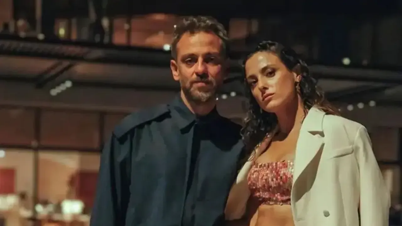Erkan Kolçak Köstendil ve Cansu Tosun