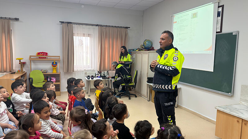 Es Çocuk Evi̇’nde Trafi̇k Bi̇li̇nci̇ Etki̇nli̇ği̇ (2)
