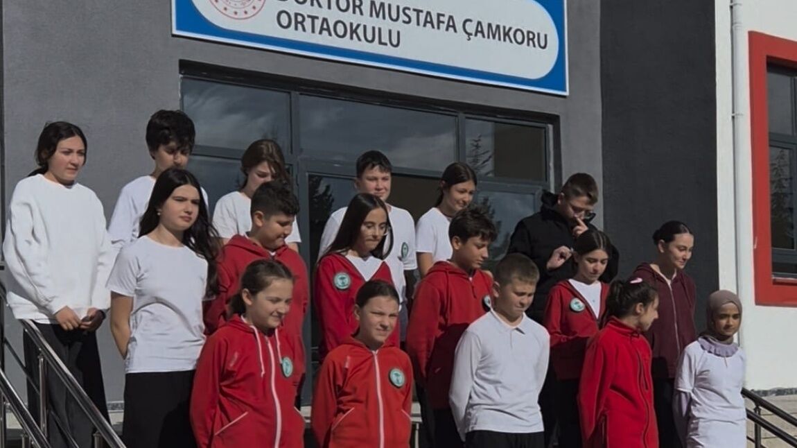 Dr. Mustafa Çamkoru Ortaokulu