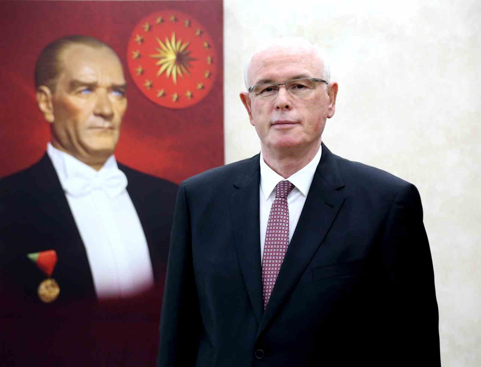 Kazım Kurt