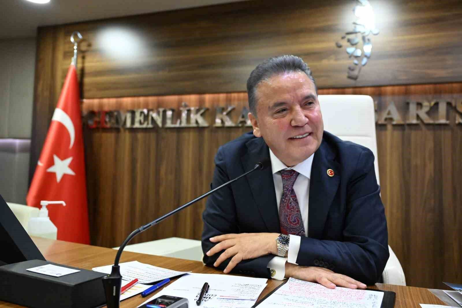 Muhittin Böcek
