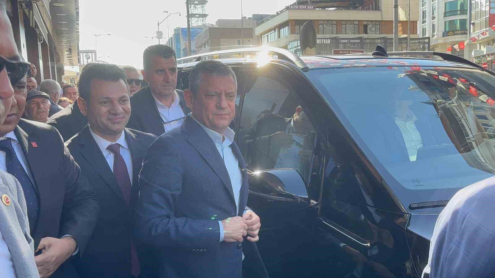 Özgür Özel
