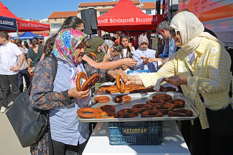 “Köyümüzde Şenli̇k Var” Çi̇fteler İlçesi̇nde Başladi (17)