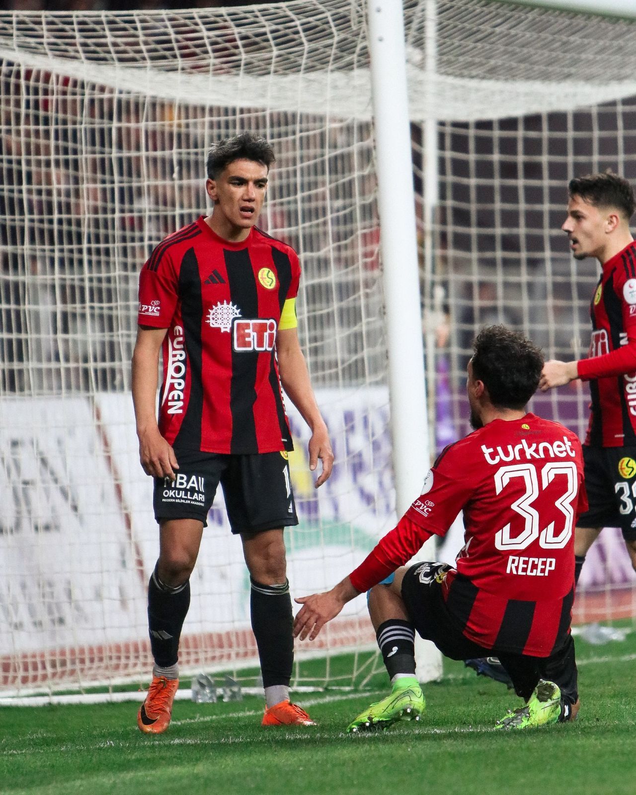 AKIN AKMAN'DAN VEDA