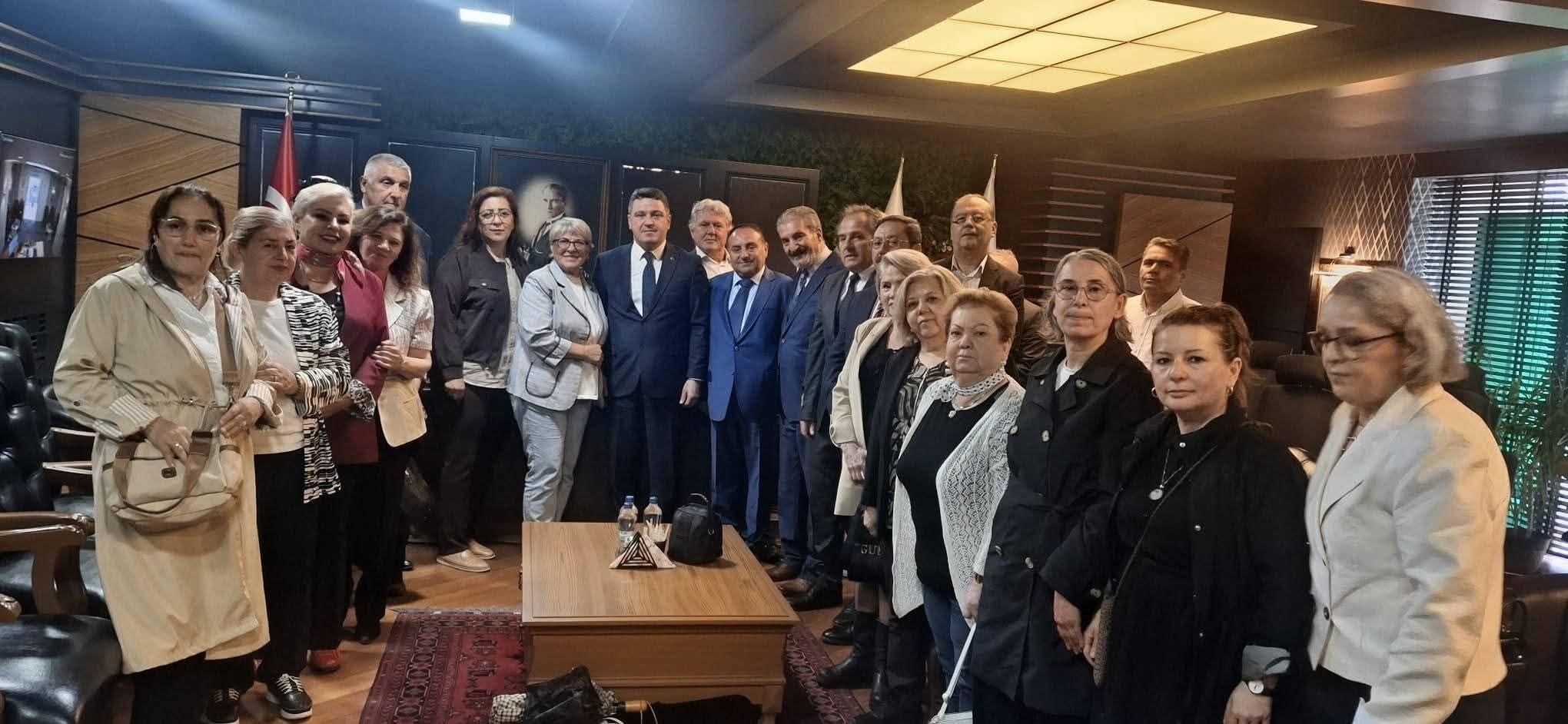 Emirdağ ve Çevre Dernekleri Federasyonu'ndan Başsavcı Karakülah ve Başsavcı Vekili Özel'e Veda Ziyareti