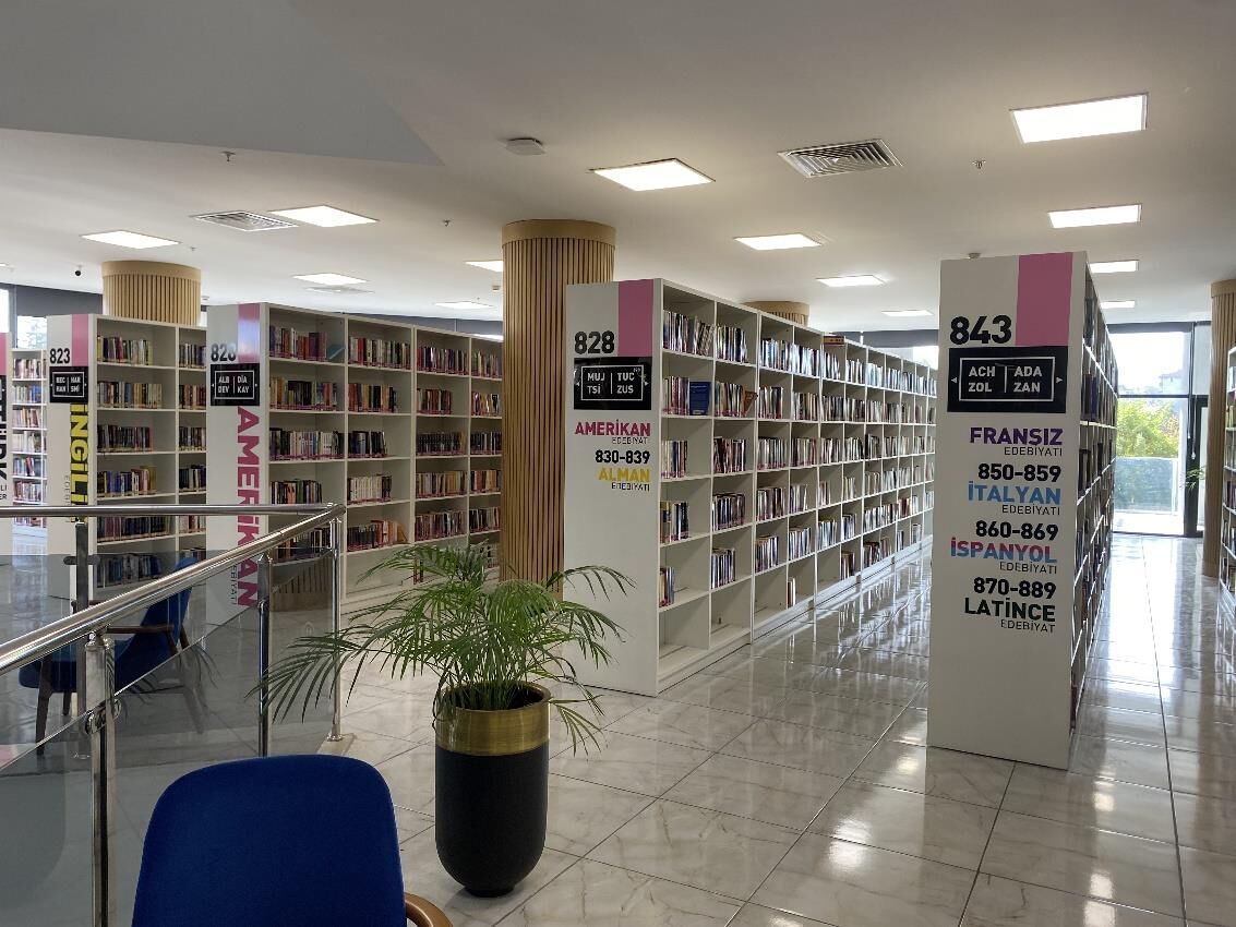 İl Kütüphanesi