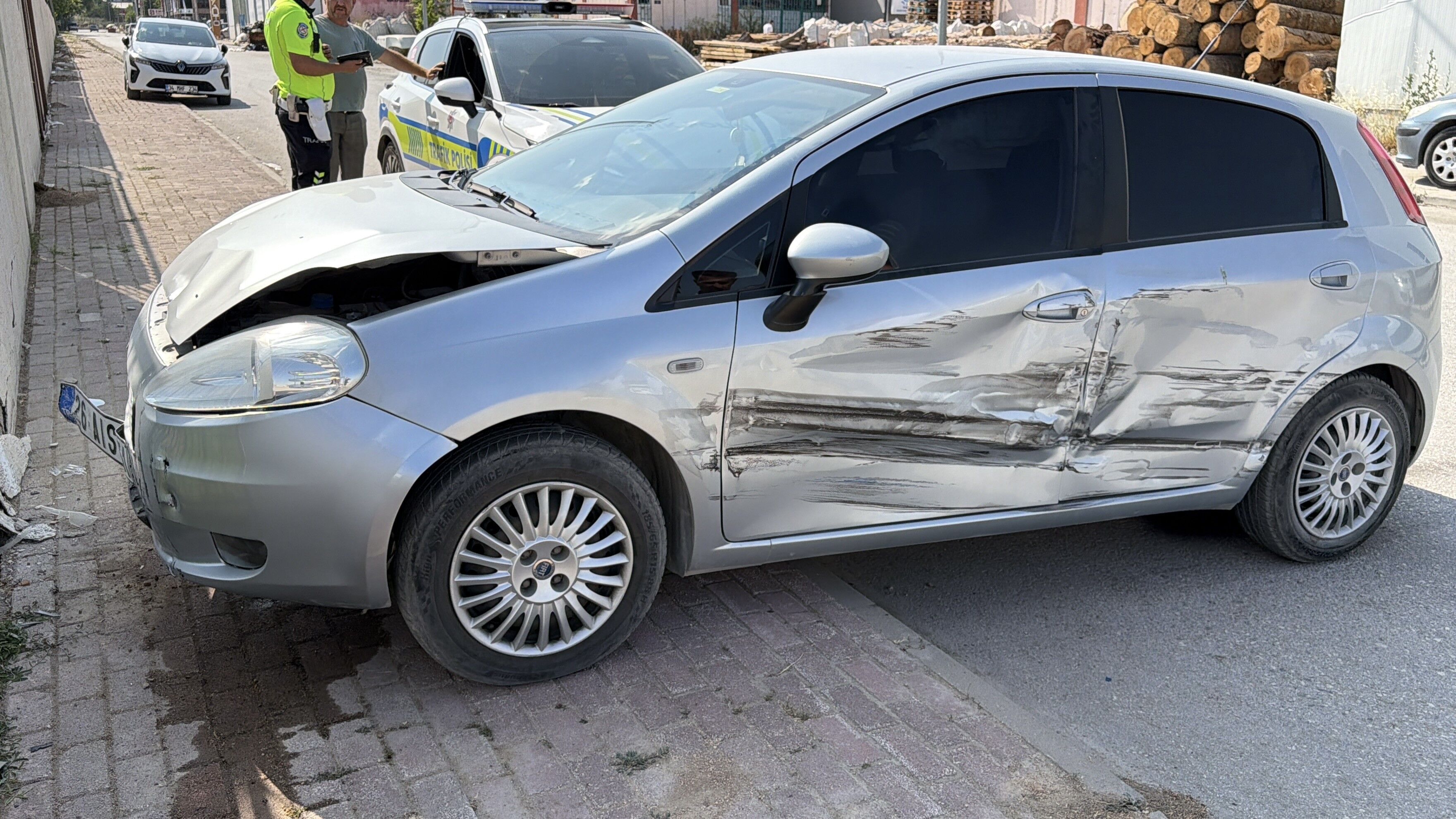 Otomobil Kazası