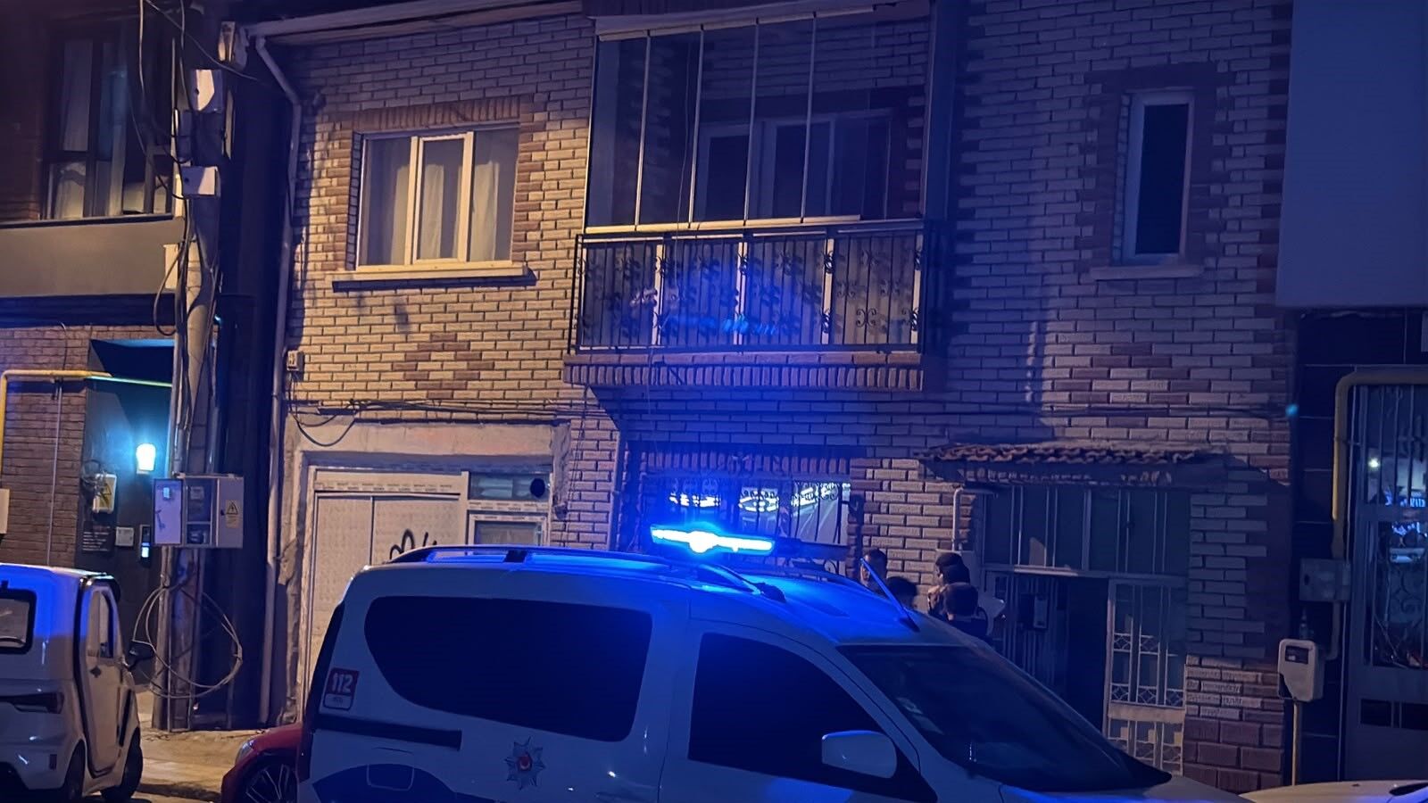 Polis